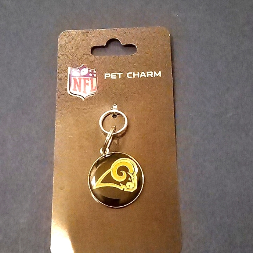NFL St Louis Rams pet charm